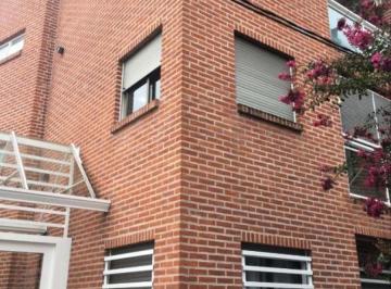 Garage · Cochera Descubierta en Alquiler