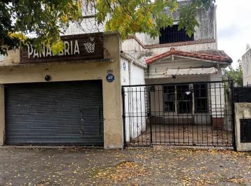 PH · 213m² · 3 Ambientes · 1 Cochera · PH a Reciclar en Venta La Plata