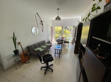 Departamento · 77m² · 5 Ambientes · Departamento en Microcentro
