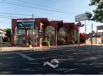 Local comercial · 315m² · 4 Ambientes · 1 Cochera · Local Comercial en Venta en Castelar