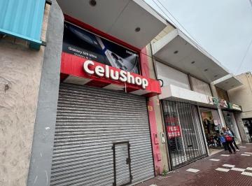 Local comercial · 180m² · Gran Local en Alquiler - Maipu 100