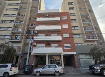 Departamento · 75m² · 3 Ambientes · Alquiler Departamento 2 Dorm. - Balcón - Islas Malvinas 646 - Neuquén Capital