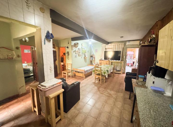 Casa · 150m² · 4 Ambientes · 1 Cochera