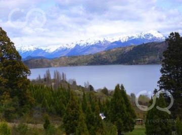 Terreno · 10880ha · Terreno / Chacra en Patagonia, con Vista Al Lago, Todos Los Servicios