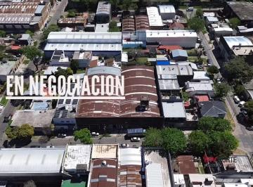 Bodega-Galpón · 2400m² · Galpón Nave Comercial Depósito en Billinghurst