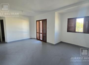 Departamento · 60m² · 2 Ambientes · Depto en Alquiler - 1 Dormitorio con Balcón - Frente