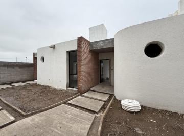 Casa · 55m² · 3 Ambientes · Venta de Casa en Docta Central