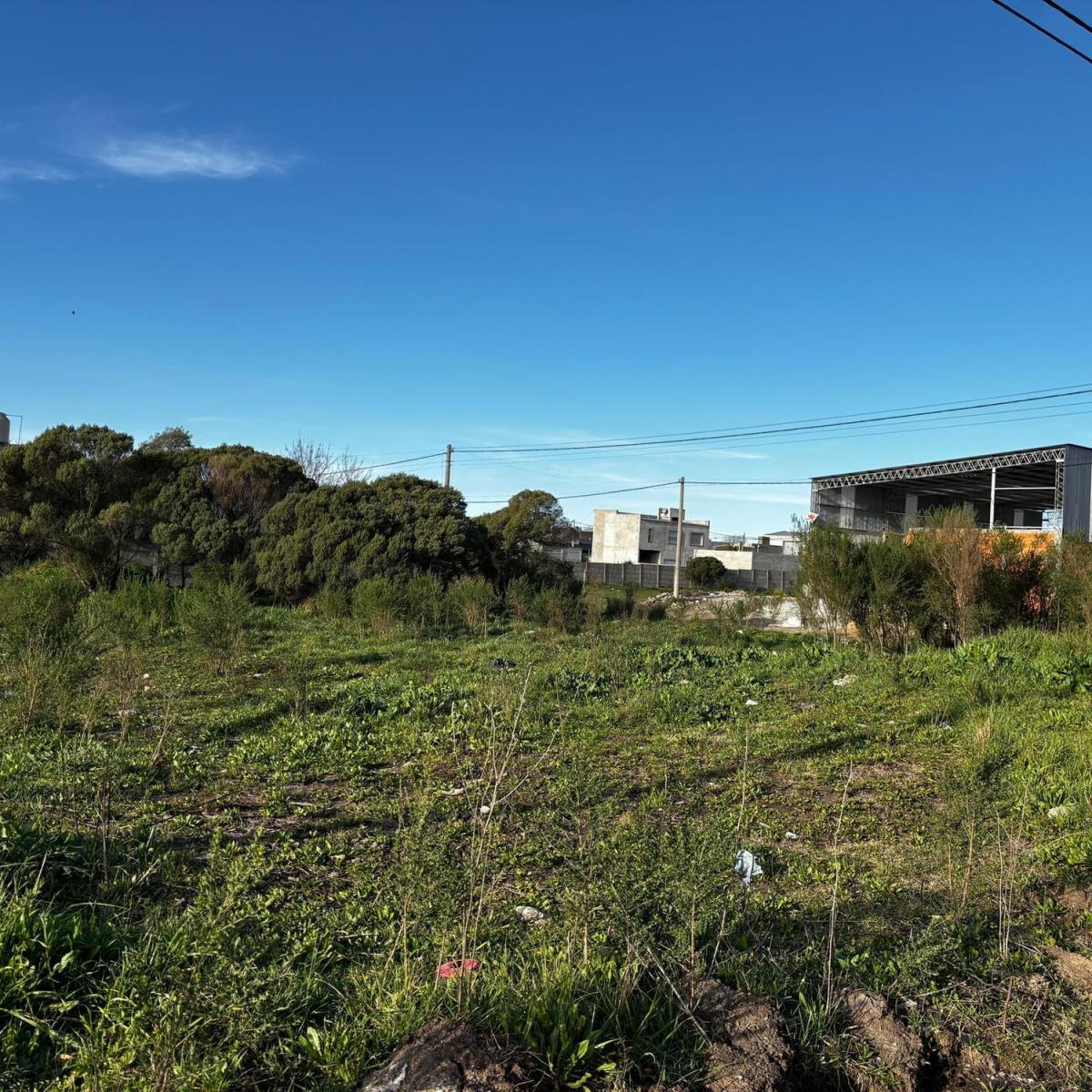 En venta - lote en B san juan. Ubicado en Laprida esquina Corrientes.
