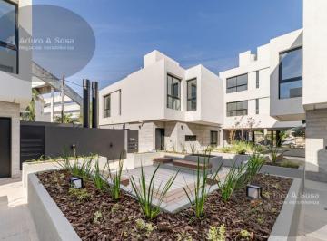 Departamento · 110m² · 4 Ambientes · 1 Cochera · Duplex Amoblado en Alquiler 3 Dorm. en Housing Distrito 20 – Nuevo Poeta Lugones