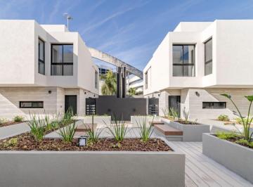 Departamento · 110m² · 4 Ambientes · 1 Cochera · Duplex de 2 Dorm. en Alquiler