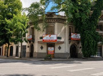 Local comercial · 205m² · 7 Ambientes · 1 Cochera · Venta de Local Comercial de 300 m² en Caballito