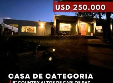 Casa · 180m² · 5 Ambientes · 1 Cochera · Venta Casa de Categoría de 2 Dorm. en Única Planta en Country Altos de Carlos Paz