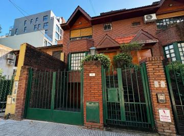 PH · 200m² · 5 Ambientes · 2 Cocheras · Venta de Casa de 5 Ambientes con 2 Cocheras, Patio, Parrilla y Terraza Propia en Caballito
