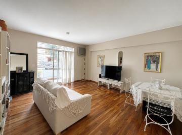 Departamento · 81m² · 3 Ambientes · 1 Cochera · Venta de Piso de 3 Ambientes con Balcón, Patio, Cochera y Baulera en Caballito