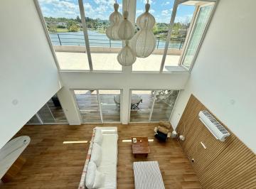 Casa · 840m² · 5 Ambientes · 4 Cocheras · Venta Casa en El Canton a La Laguna