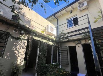 PH · 65m² · 4 Ambientes · Venta PH 4 Amb Patio/terraza Ramos Mejia Permuta