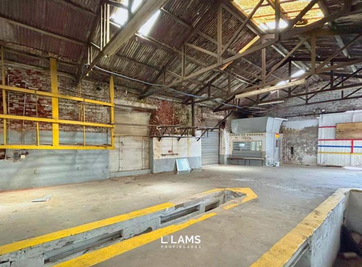 Local comercial · 491m²