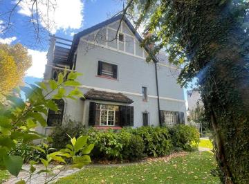 Casa de 9 ambientes, Tigre · Casa Inglesa en Tigre