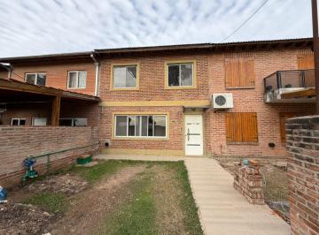Casa · 180m² · 4 Ambientes · Casa 4 Ambientes en Alquiler en Benavidez Bº Altos de Pacheco - Javier Quintana Inmobiliaria