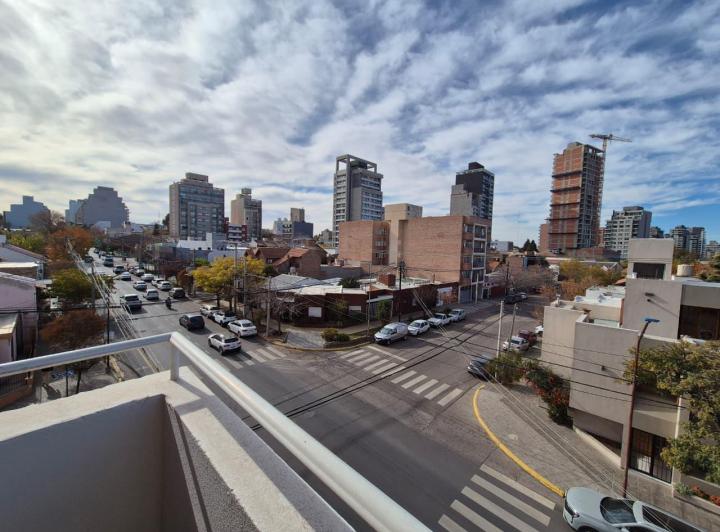 Departamento · 70m² · 3 Ambientes · 1 Cochera