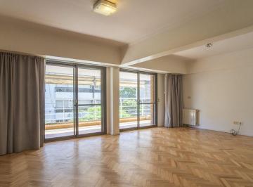 Departamento · 131m² · 5 Ambientes · 2 Cocheras · Venta Departamento Tres Dorm. y Comodin