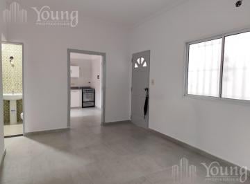 Departamento · 70m² · 3 Ambientes · Excelente PH 3 Ambientes con Terraza en Alquiler Wilde