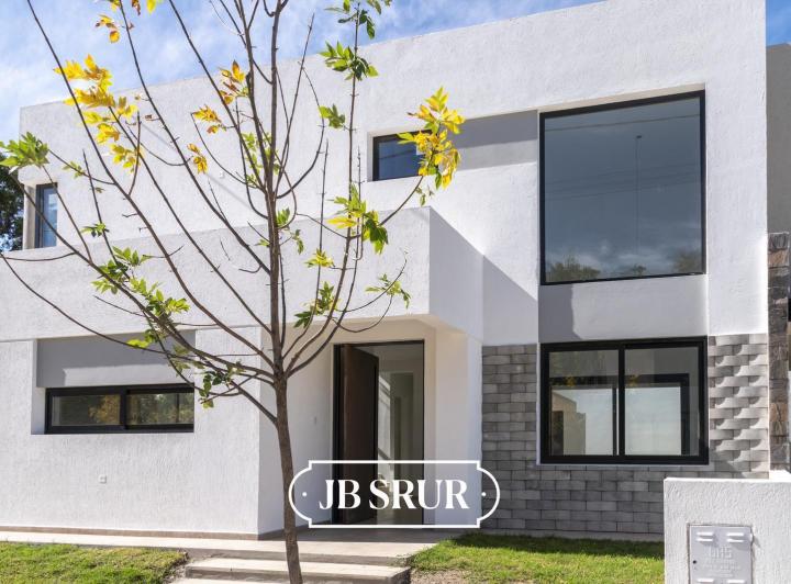 Casa · 219m² · 5 Ambientes