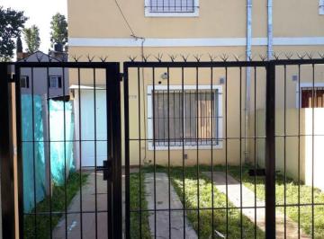 Departamento de 6 ambientes, Malvinas Argentinas · Duplex en Parque Alvear 1 Ideal Para Primera Vivienda