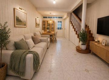 Casa · 100ha · 3 Ambientes · 1 Cochera · Retasada! Venta de Casa 3 Ambientes con Cochera, Patio y Parrilla en Flores
