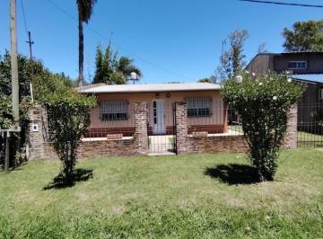 Casa · 60m² · 4 Ambientes · 2 Cocheras · Los Lirios 72 - Barrio Abierto La Alborada - Los Muchachos