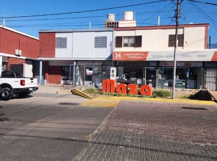 Local comercial · 140m² · 5 Ambientes