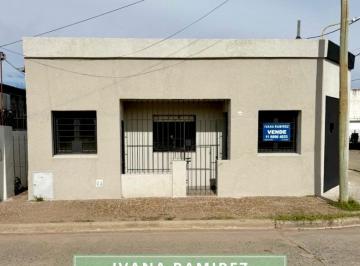 Casa · 180m² · 3 Ambientes · Se Vende Excelente Propiedad en Esquina, Lista Para Escriturar - General Rodríguez.