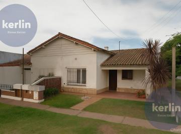 Casa · 300m² · 4 Ambientes · Casa en Barrio Somisa - 24 Este