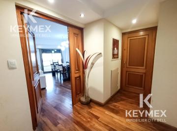 Departamento · 145m² · 4 Ambientes · 1 Cochera · Piso de Categoría Amoblado y con Cochera en Alquiler, La Plata
