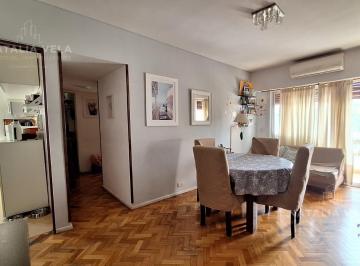 Departamento · 49m² · 3 Ambientes · Venta Depto 3 Amb con Balcón Flores