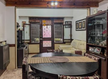 PH · 61m² · 3 Ambientes · Venta PH 3 Amb Tipo Casa - Patio y Parrilla - Entrada Independiente - San Martín