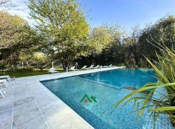 Departamento · 172m² · 6 Ambientes · 2 Cocheras · Departamento Premium en Venta en Vilanova – 3 Dorm., Vista a Las Sierras y 2 Cocheras