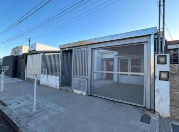 PH de 6 ambientes, Córdoba · PH en Venta con Cochera - Barrio Los Platanos