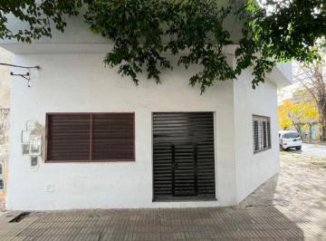 Local comercial , Avellaneda · Local Comercial de 60 m² en Alquiler en Avellaneda Apto Todo Rubro