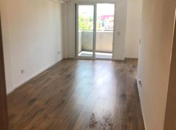 Departamento de 1 ambiente, San Cristobal · Hermoso Depto "Casi" Dos Amb, Gran Balcón!