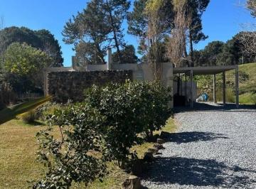 Casa · 170m² · 5 Ambientes · 1 Cochera · Casa C/ Piscina y Terreno en Venta 2 Dorm. - Portezuelo, Solanas