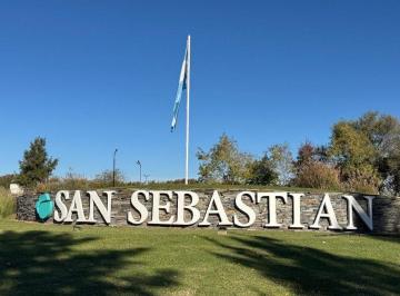 Terreno · 800m² · Lote en Venta en San Sebastian en Area 8