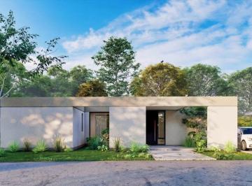 Casa de 4 ambientes, Pilar · Excelente Propiedad Moderna en Una Planta