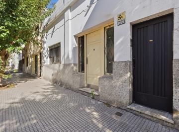 Casa · 251m² · 10 Ambientes · Venta Casa en Monte Castro a Reciclar