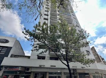 Departamento · 40ha · 2 Ambientes · Dpto 2 Amb con Balcón Muy Luminoso! Exc Ubicación
