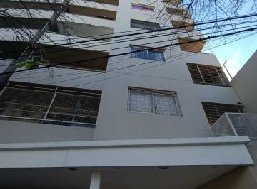 Departamento de 2 ambientes, Rosario · Venta Dpto. Av Salta y Crespo