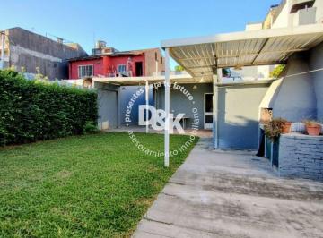 Casa de 3 ambientes, San Isidro · Casa en Venta de 2 Dorm. en San Isidro