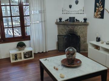 Casa de 5 ambientes, General San Martín · Chalet 2 Plantas 5 Ambientes