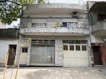 Depósito de 7 ambientes, Flores · Depósito - Local y 3 Departamentos en Block - Venta - Parque Chacabuco