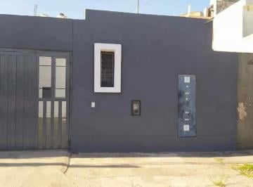 Departamento · 60m² · 3 Ambientes · 1 Cochera · Alquilo Dos Dor. con Patio Alto Verde